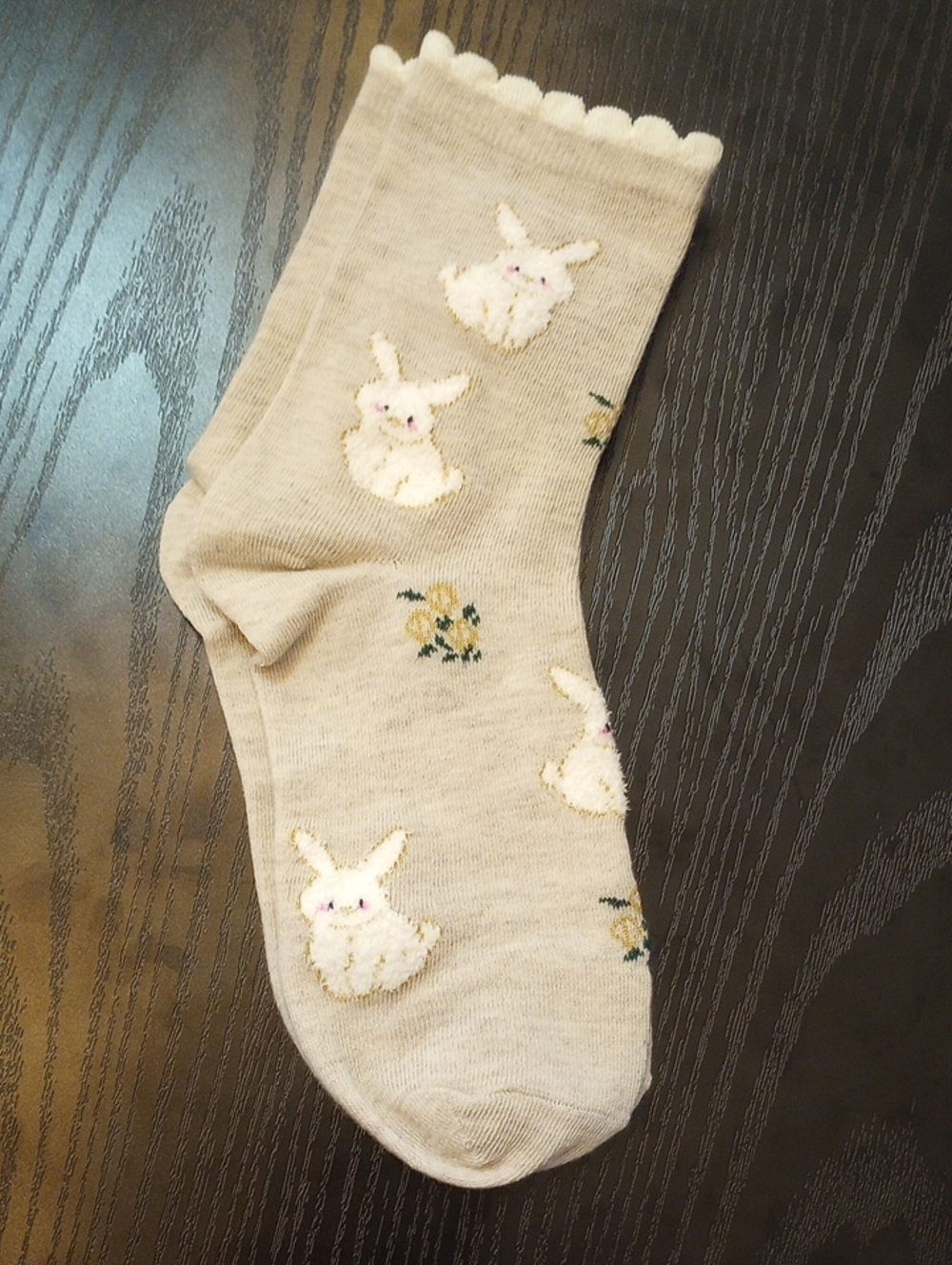 Taupe Cream Bunny Pattern Socks Mid-calf Scallop Cozy Socks